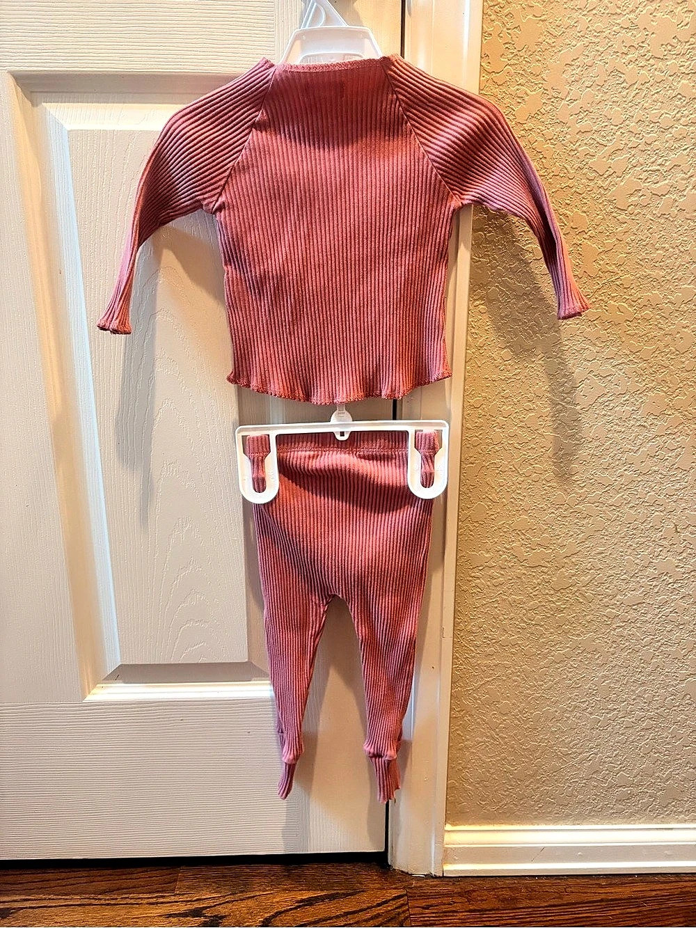 mudpie Baby Ribbed 2-Piece Set Pink 3-6M - Picture 2 of 4